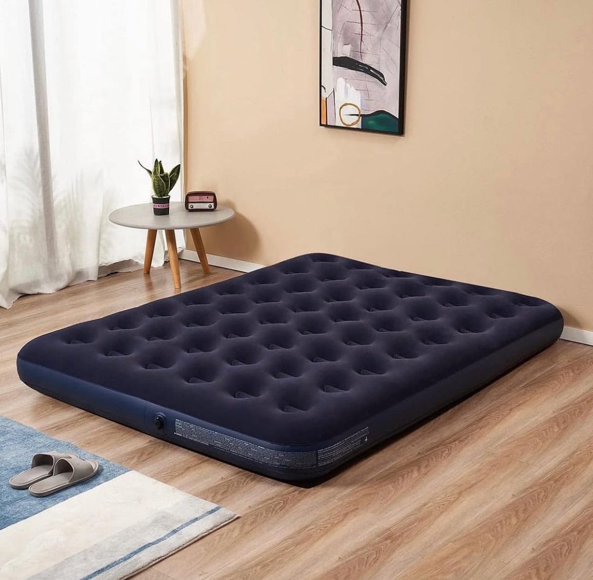 INFLATABLE AIR MATTRESS