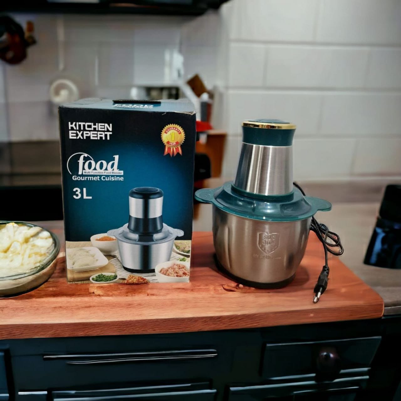 Multifunctional electric food processor